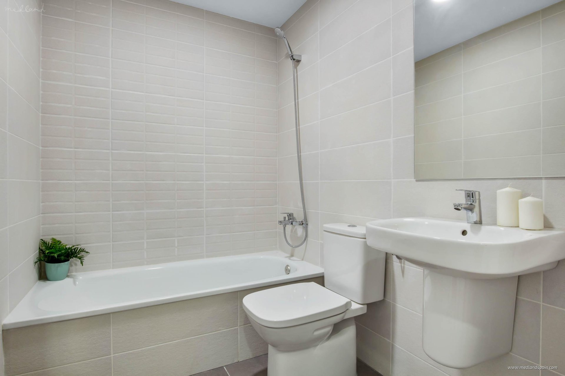 Dzīvoklis Fuengirola, Malaga, Spānijā 2 istabas, 100 m2 Nr. 181822
