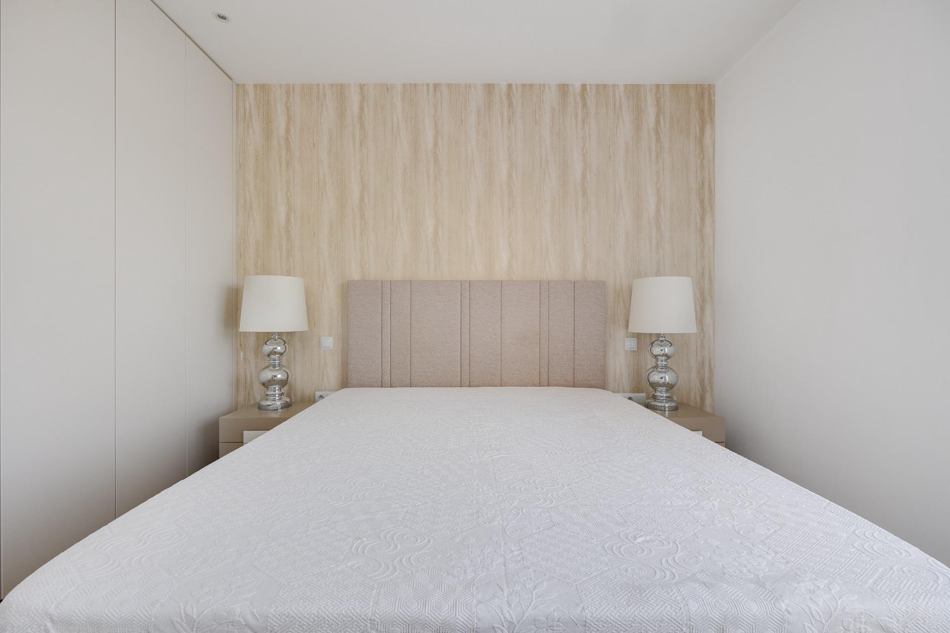 Apartamento en San Miguel de Salinas, Alicante, España 4 dormitorios, 154 m2 No. 181805