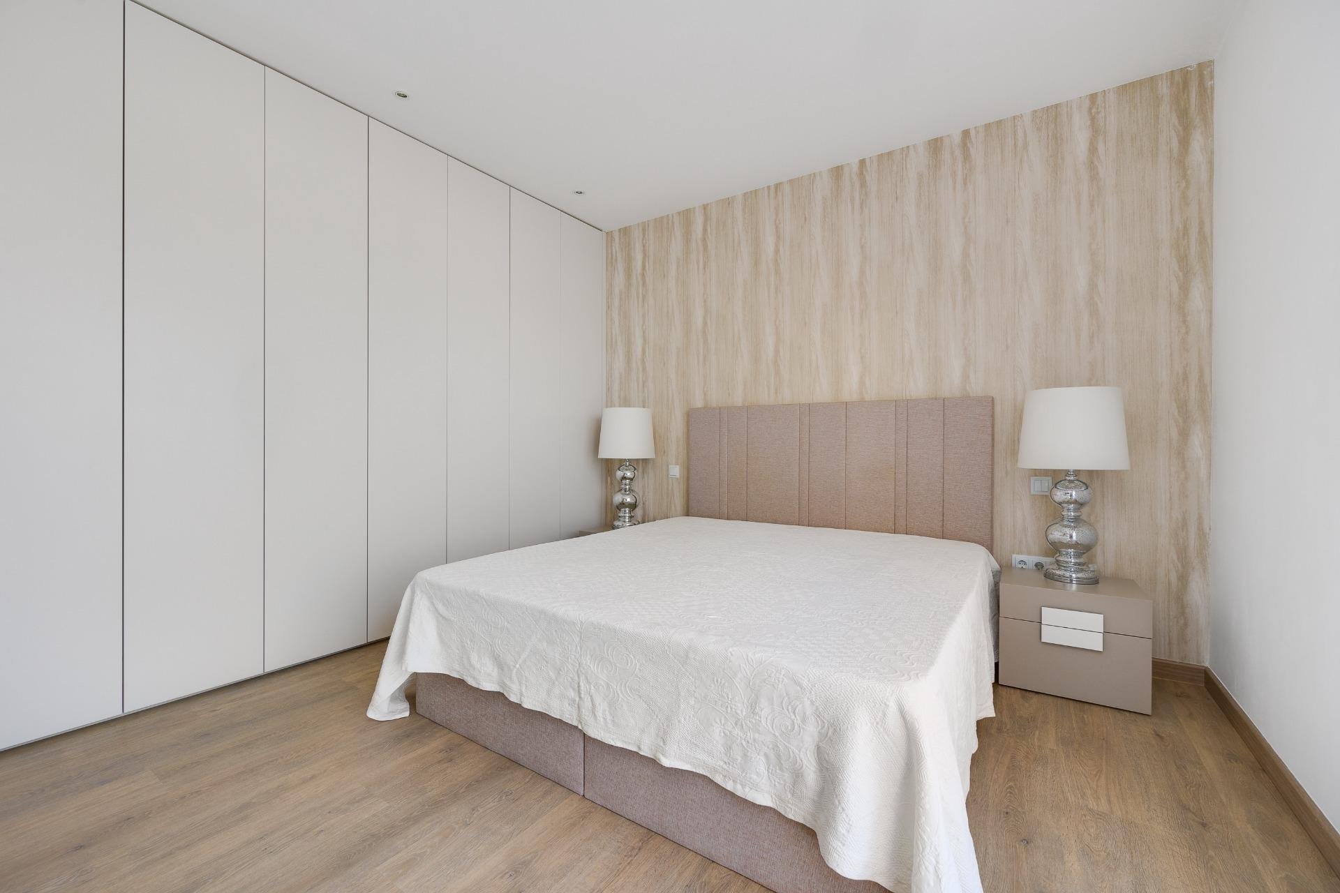 Apartamento en San Miguel de Salinas, Alicante, España 4 dormitorios, 154 m2 No. 181805