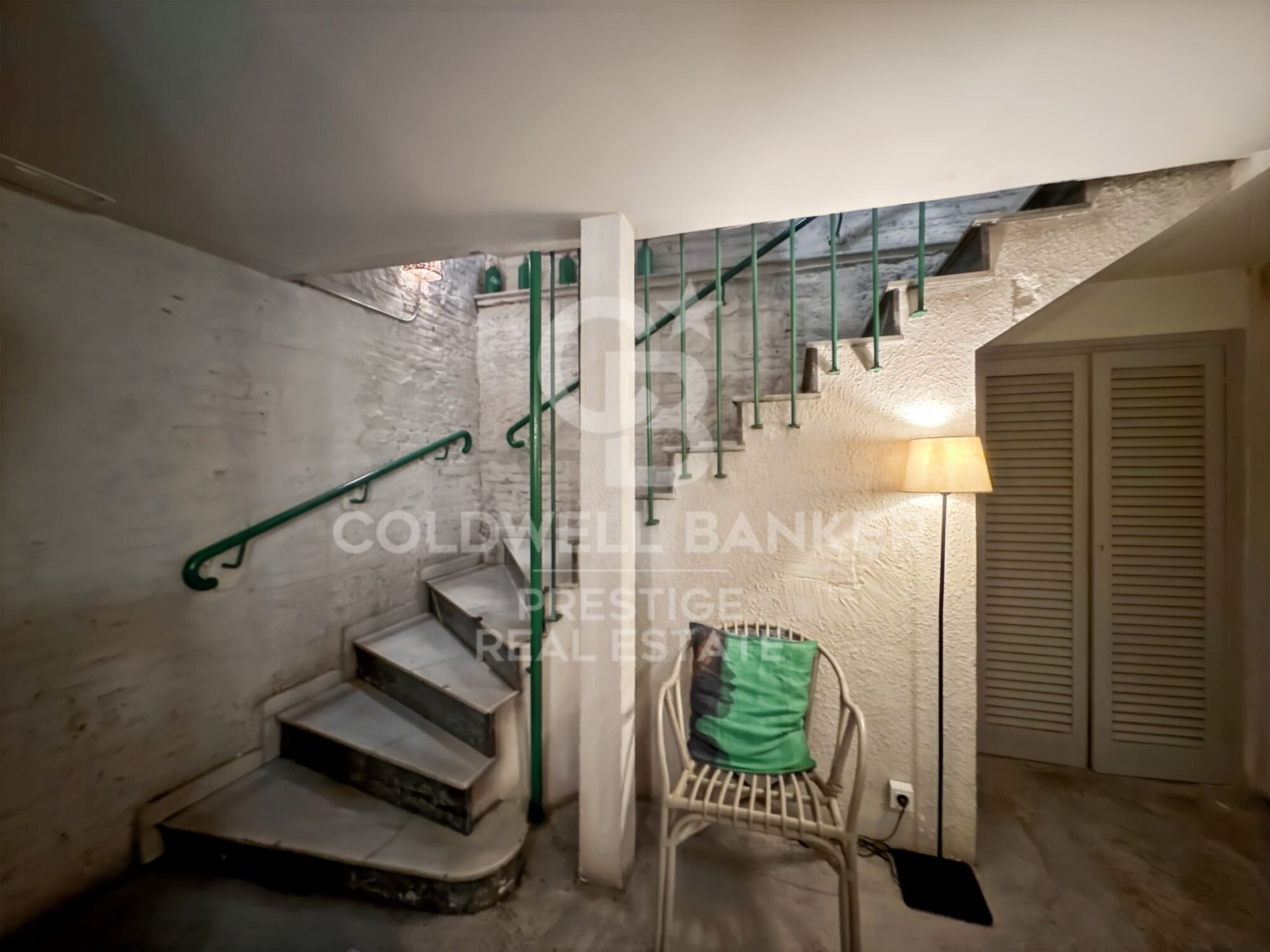 Commercial property in Barcelona, Spain 259 sq.m. No. 160519