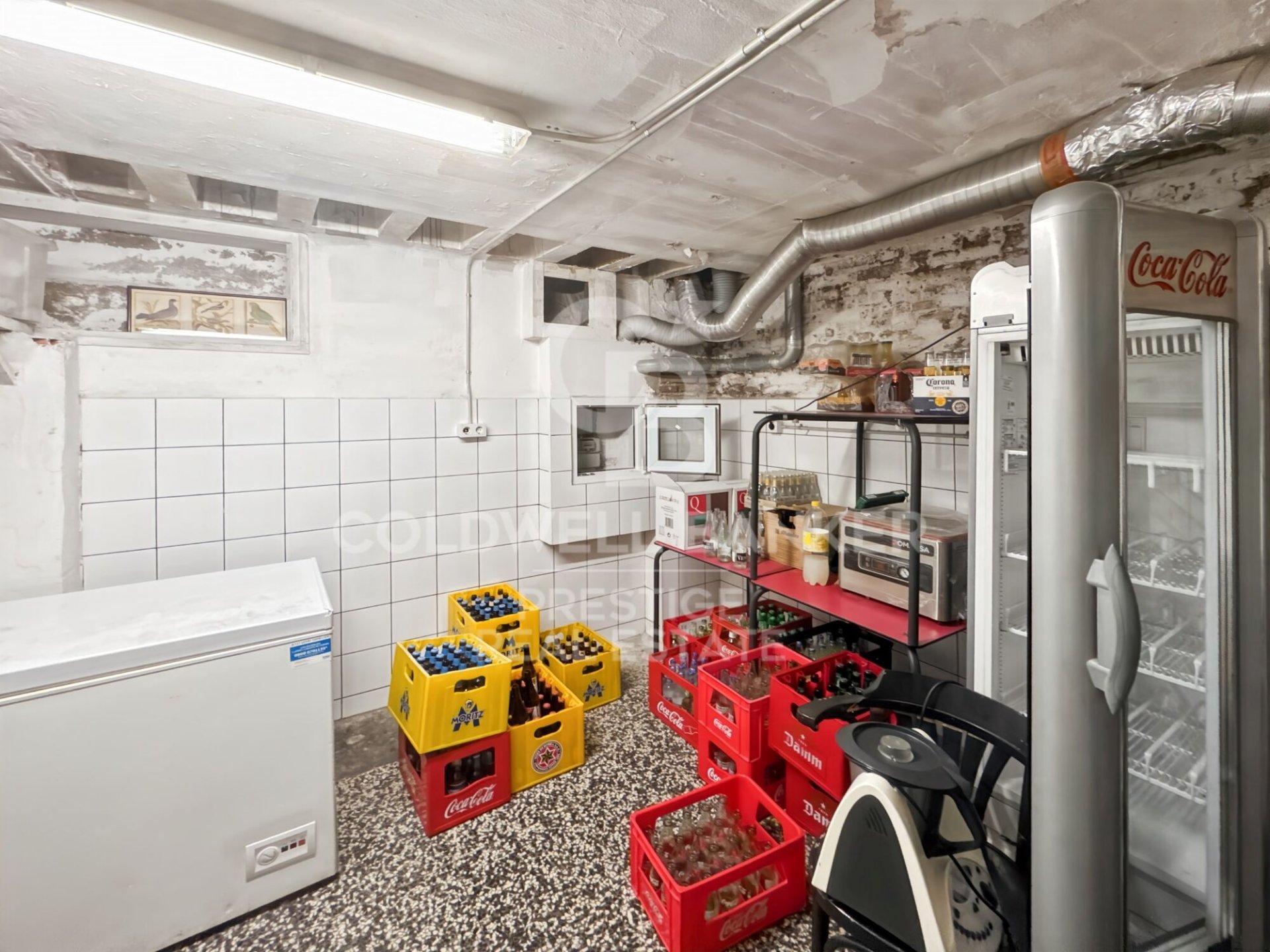 Commercial property in Barcelona, Spain 259 sq.m. No. 160519