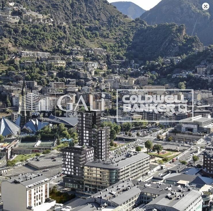 Ofiss Principado De Andorra (Ninguna Poblacion Tiene C.P.), Lleida, Spānijā 94 m2 Nr. 160520