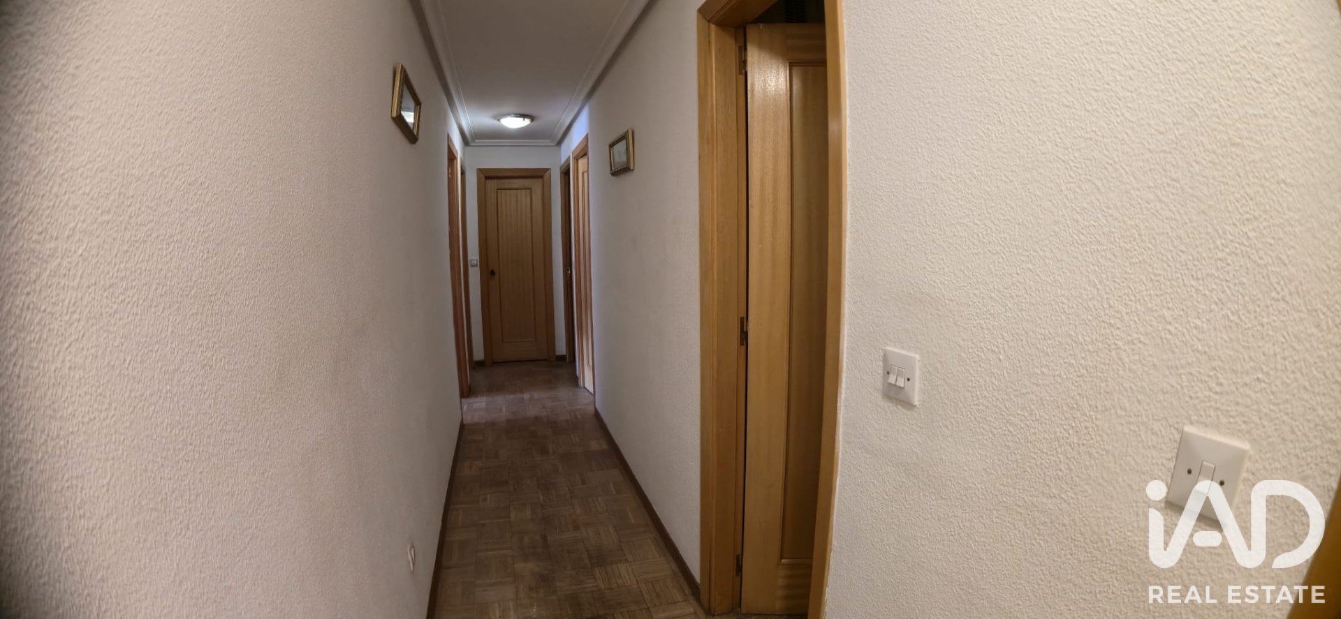 Apartment à Aranda de Duero, Burgos, Espagne 4 chambres, 129 m2 No. 187598