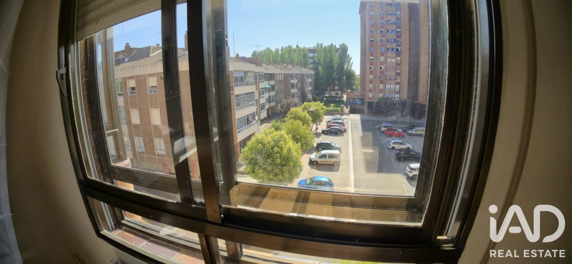 Apartment à Aranda de Duero, Burgos, Espagne 4 chambres, 129 m2 No. 187598