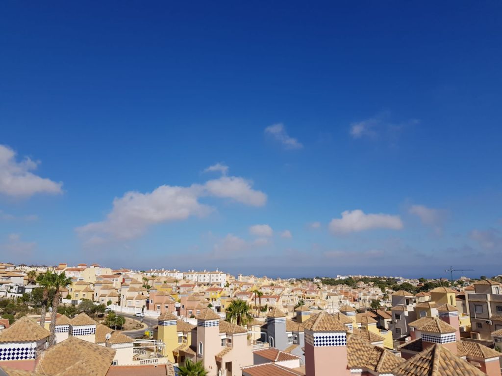 Villa in Villamartin, Alicante, Spain 4 bedrooms, 293 sq.m. No. 81035