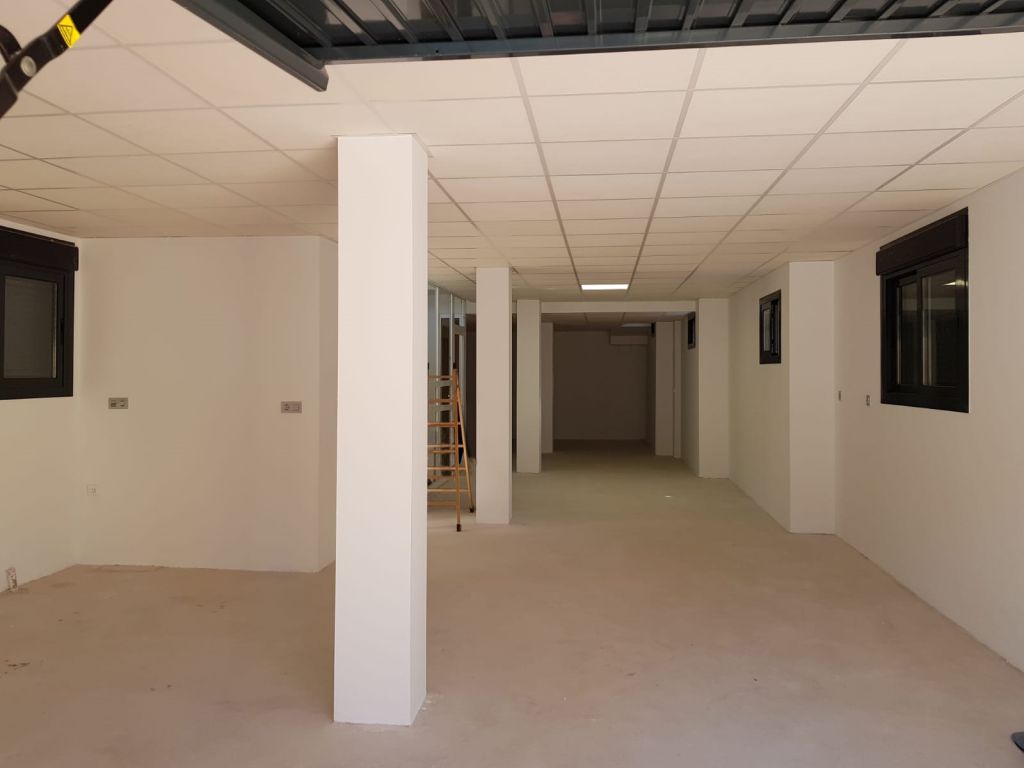 Villa in Villamartin, Alicante, Spain 4 bedrooms, 293 sq.m. No. 81035