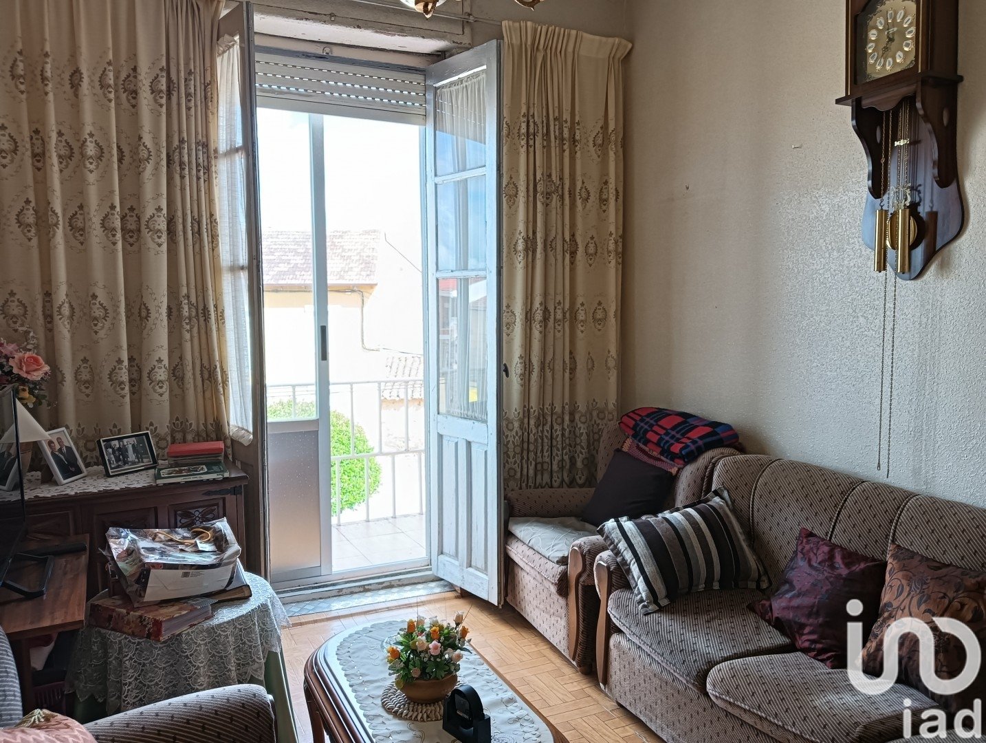 Сasa en Villamontan De La Valduerna, León, España 4 dormitorios, 208 m2 No. 186150