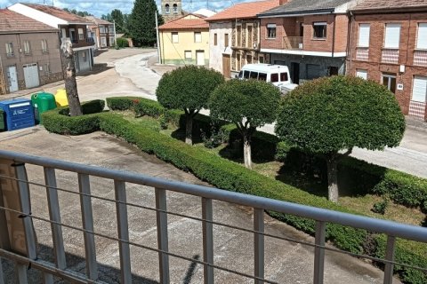 House in Villamontan De La Valduerna, Leon, Spain 4 bedrooms, 208 sq.m. No. 186150