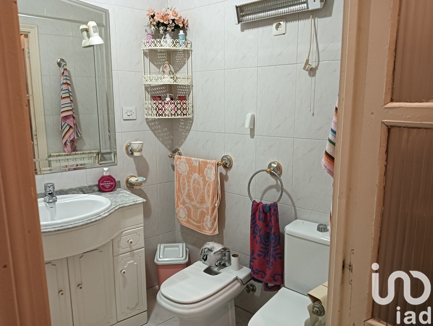 Сasa en Villamontan De La Valduerna, León, España 4 dormitorios, 208 m2 No. 186150