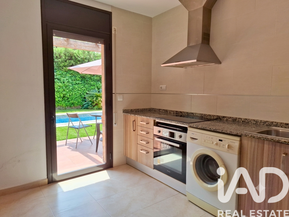 Casa a Pratdip, Tarragona, Spagna 3 camere da letto, 154 mq. N° 188380