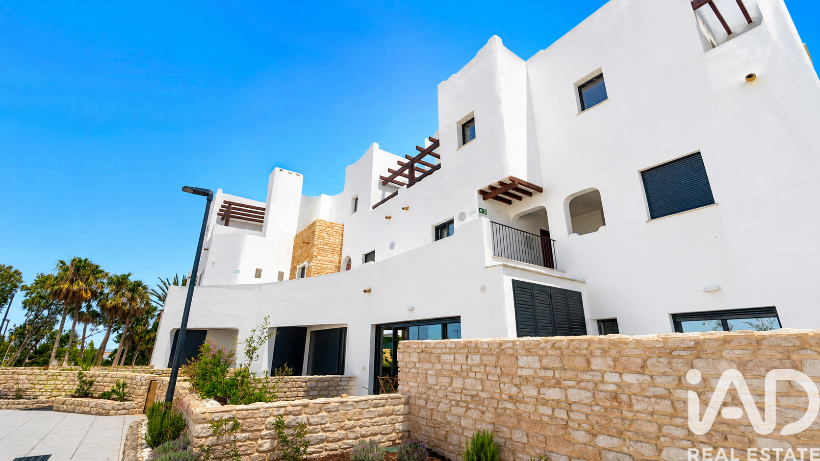 Commercial property à Tarifa, Cadiz, Espagne 70 m2 No. 188382