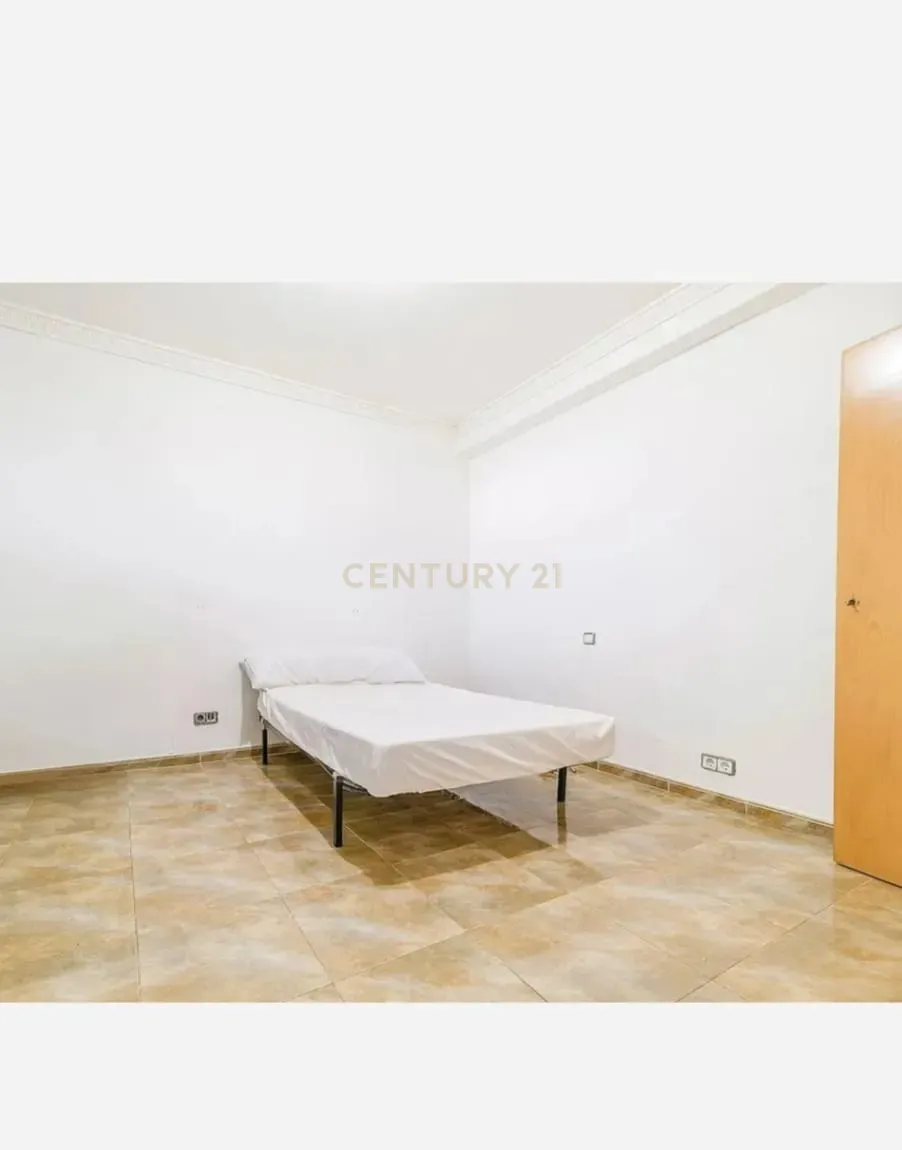 Квартира в Виладеканс, Барселона, Испания 3 спальни, 89м2 №167088