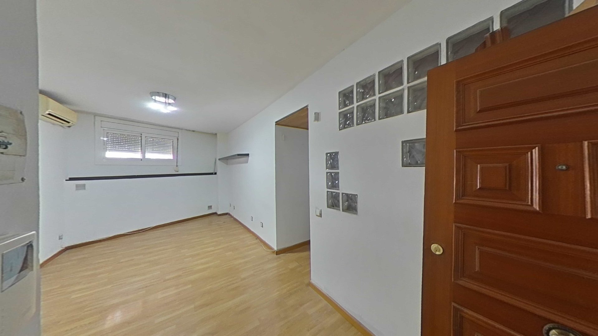 Квартира в Барселона, Испания 2 спальни, 62м2 №167091