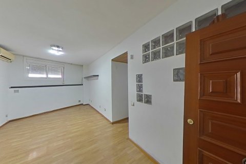 Dzīvoklis Barcelona, Spānijā 2 istabas, 62 m2 Nr. 167091