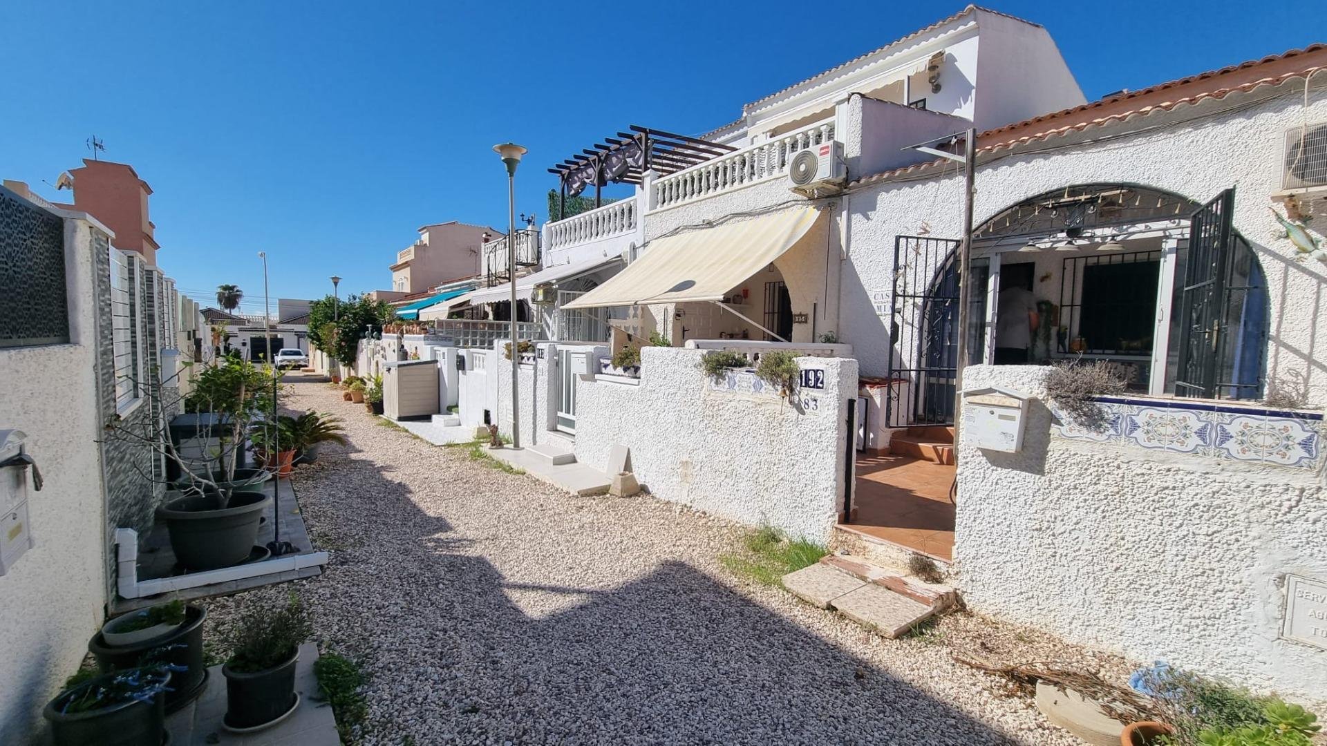 Bungalow in El Chaparral, Alicante, Spain 1 bedroom, 43 sq.m. No. 182945