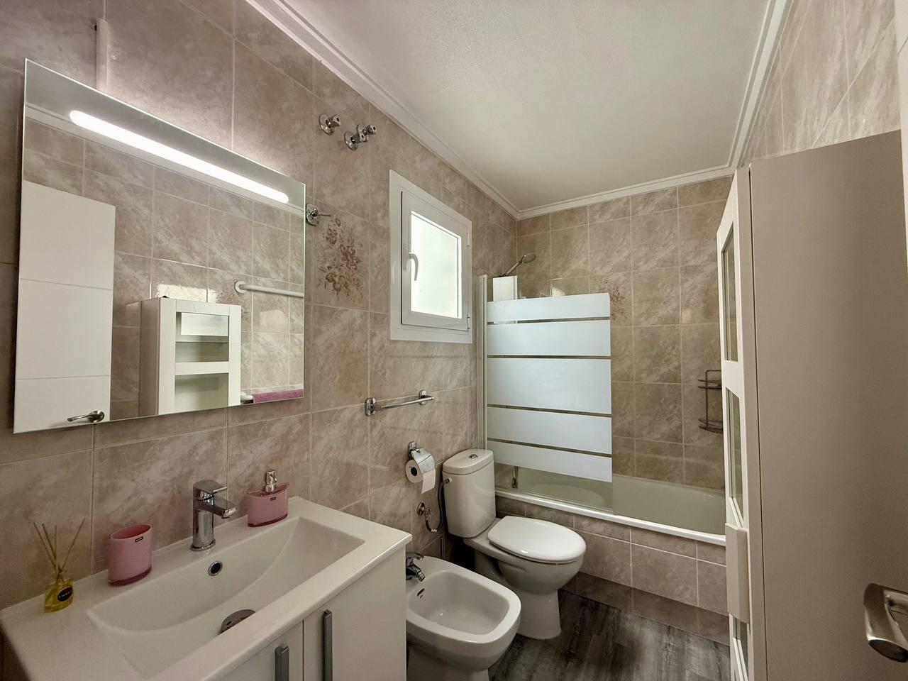 Appartamento a Torrevieja, Alicante, Spagna 1 camera da letto, 48 mq. N° 182940