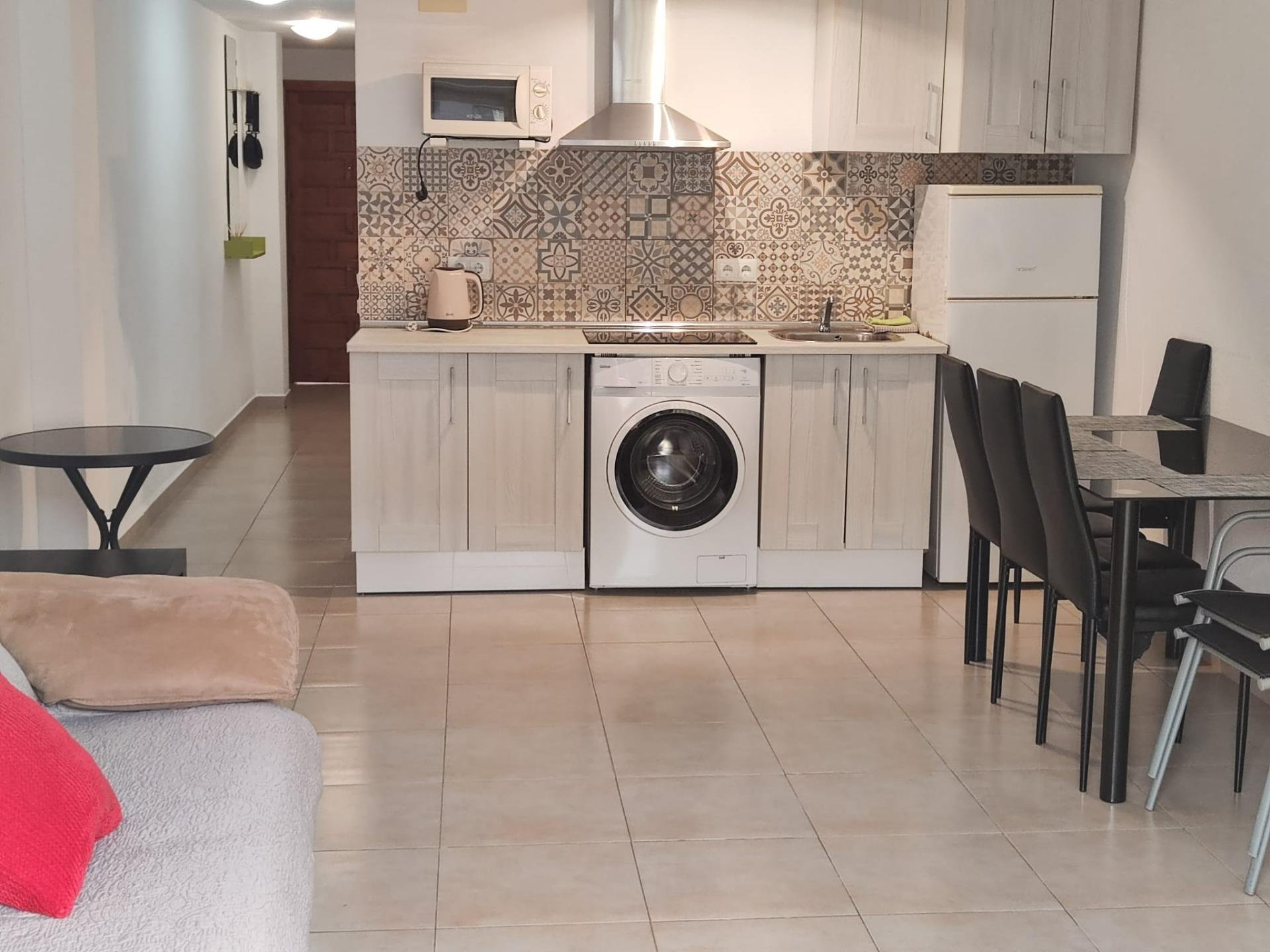 Apartamento en Torrevieja, Alicante, España 1 dormitorio,  No. 182942