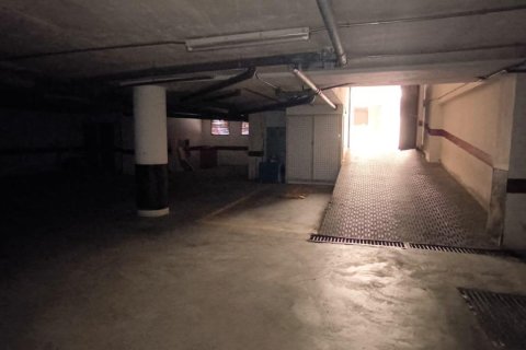 Parking à Torrevieja, Alicante, Espagne No. 182943