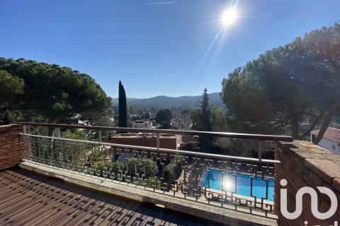 Apartament w Sant Cugat Del Valles, Barcelona, Hiszpania 6 sypialni, 570 mkw. nr 153471