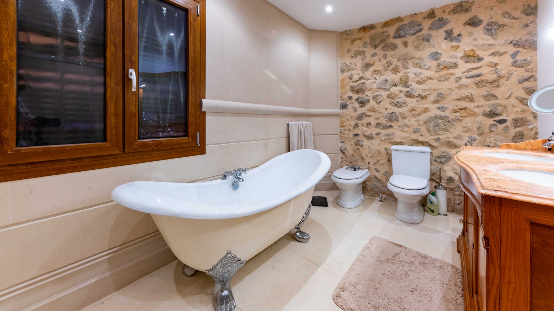 Kaupunkipientalo Calvia, Mallorca, Espanja 4 makuuhuonetta, 400 m2 No. 98002