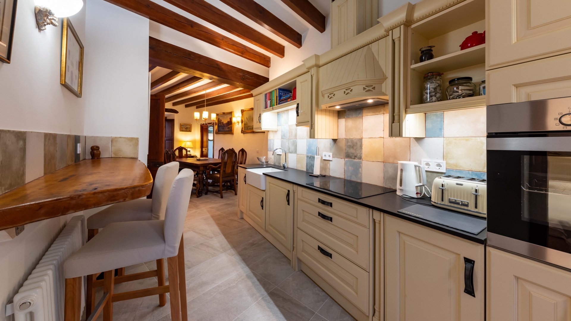 Kaupunkipientalo Calvia, Mallorca, Espanja 4 makuuhuonetta, 400 m2 No. 98002