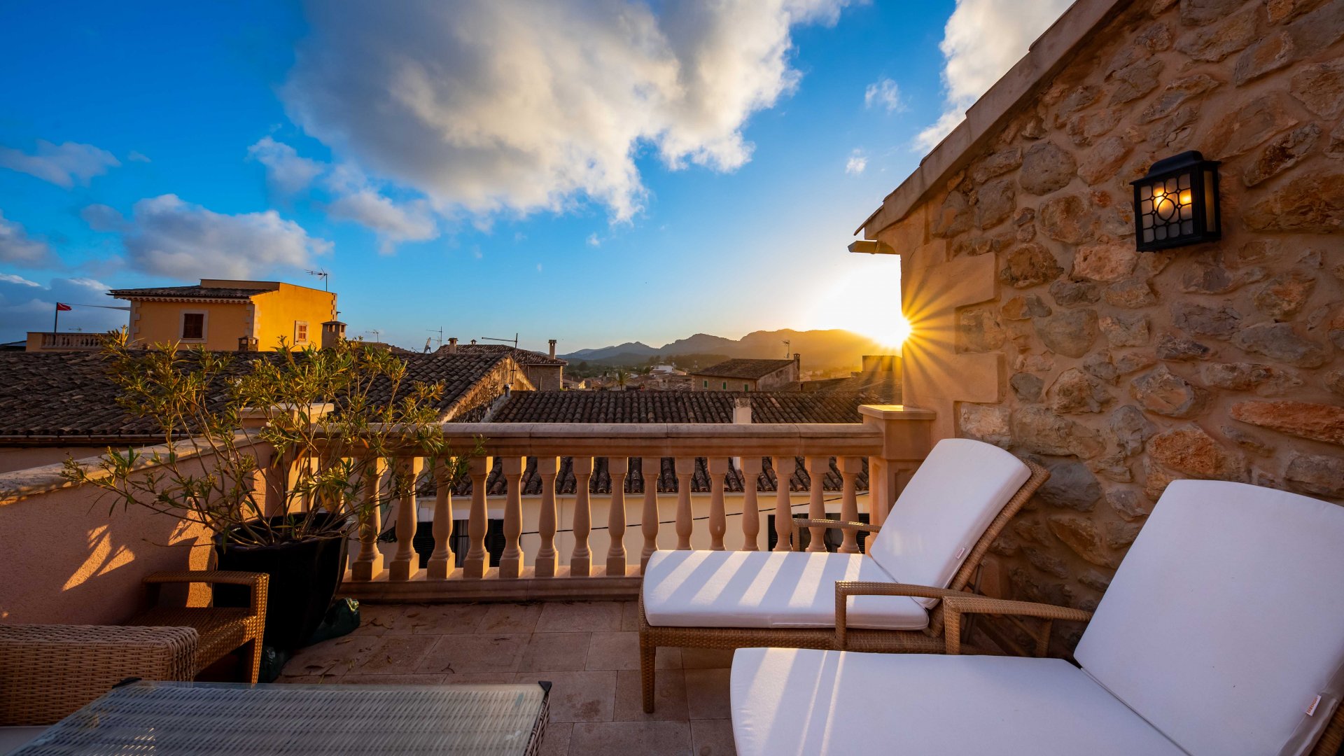 Kaupunkipientalo Calvia, Mallorca, Espanja 4 makuuhuonetta, 400 m2 No. 98002