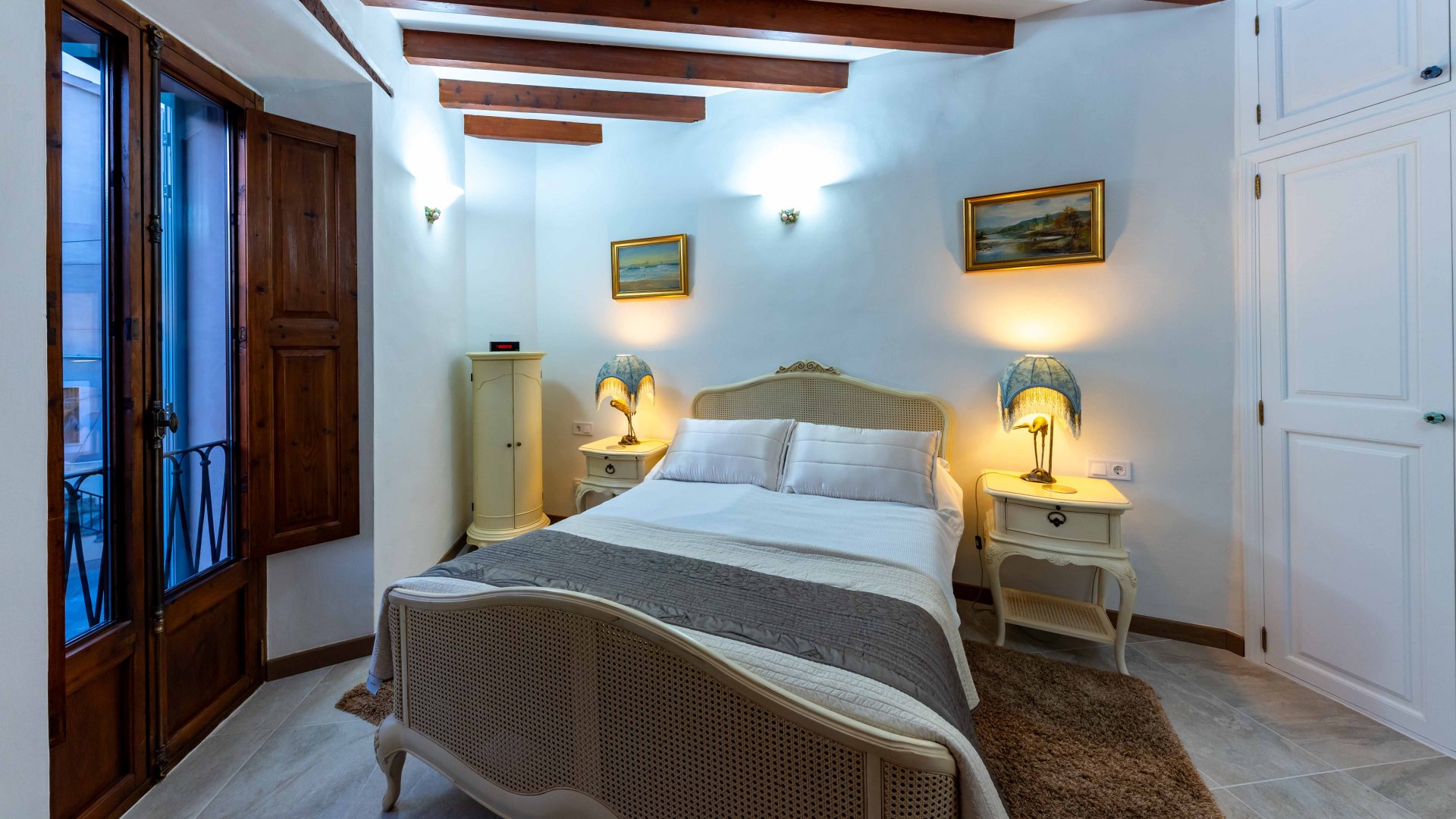 Kaupunkipientalo Calvia, Mallorca, Espanja 4 makuuhuonetta, 400 m2 No. 98002