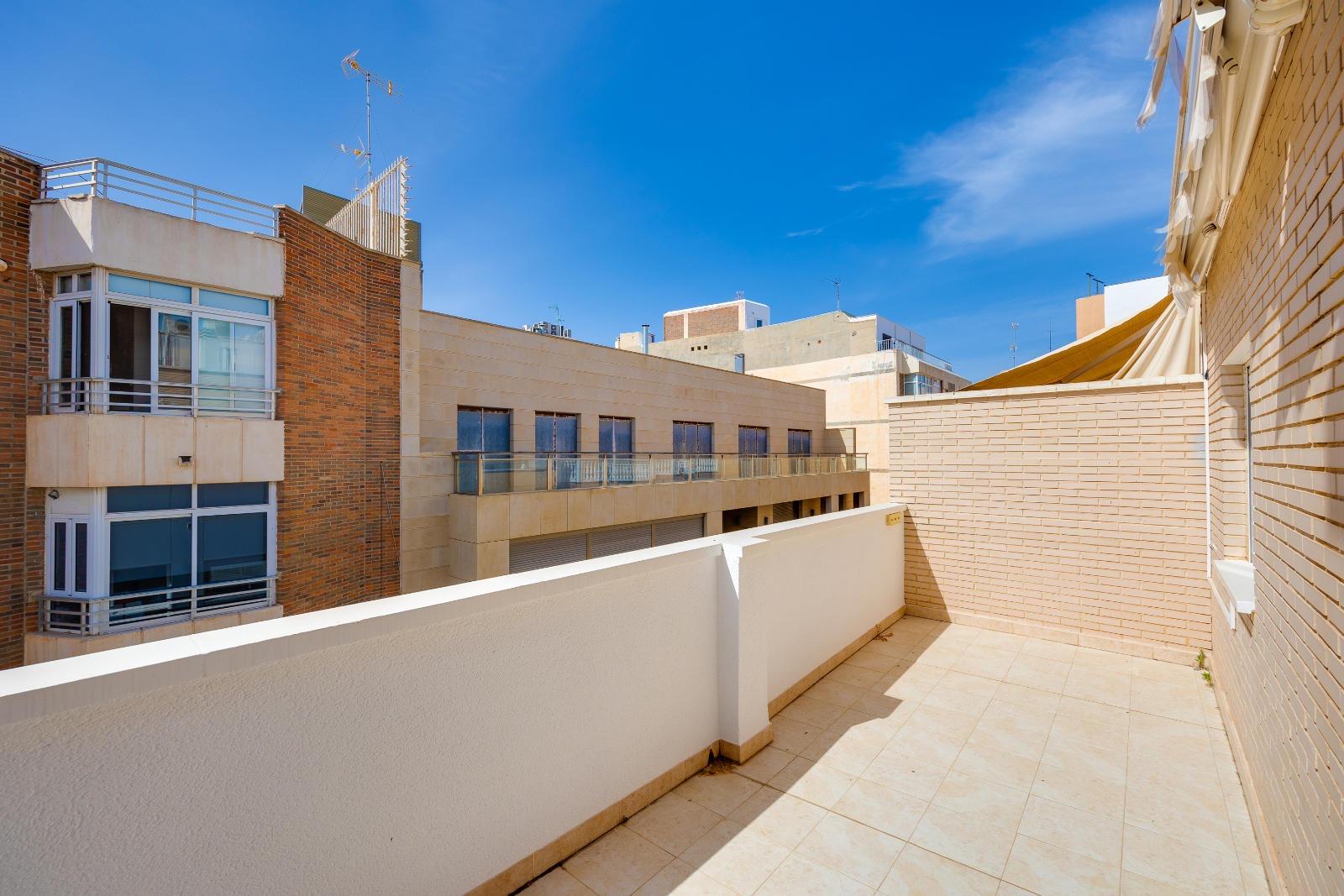 Appartamento a Torrevieja, Alicante, Spagna 3 camere da letto,  N° 189924