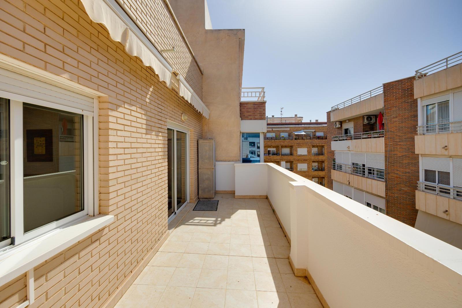 Appartamento a Torrevieja, Alicante, Spagna 3 camere da letto,  N° 189924