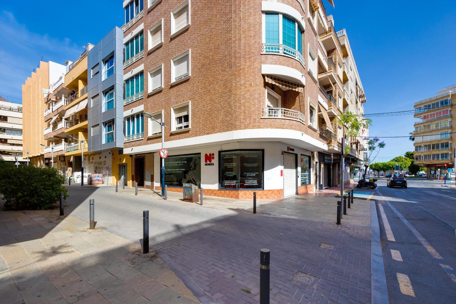 Appartamento a Torrevieja, Alicante, Spagna 3 camere da letto,  N° 189924