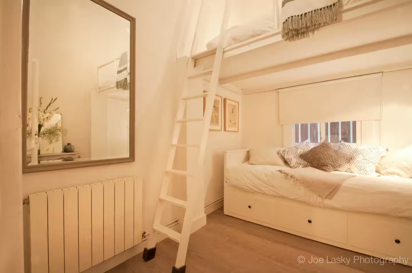 Apartment à Barcelona, Espagne 4 chambres,  No. 141133