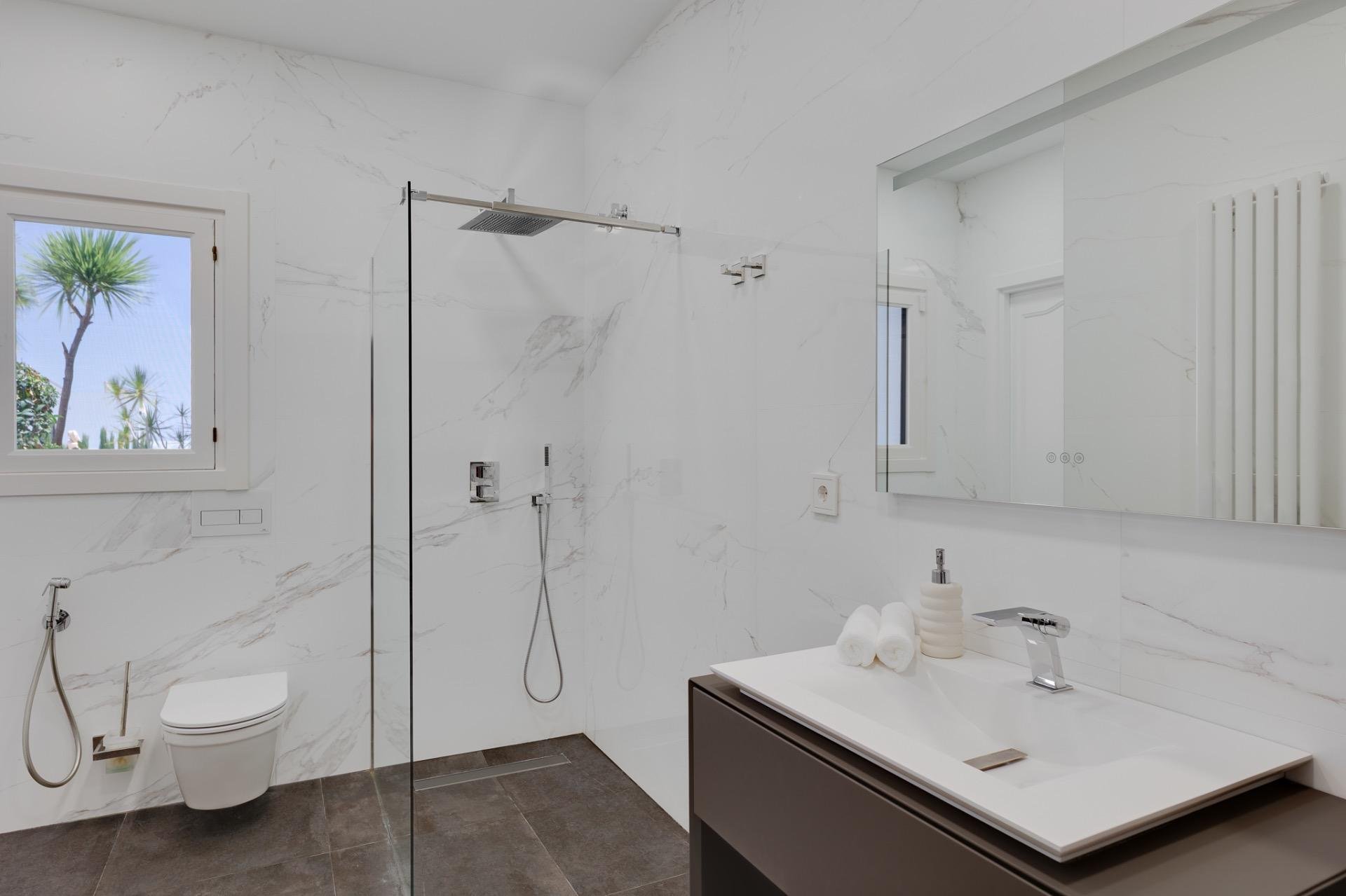 Villa à Calpe, Alicante, Espagne 6 chambres, 492 m2 No. 147733