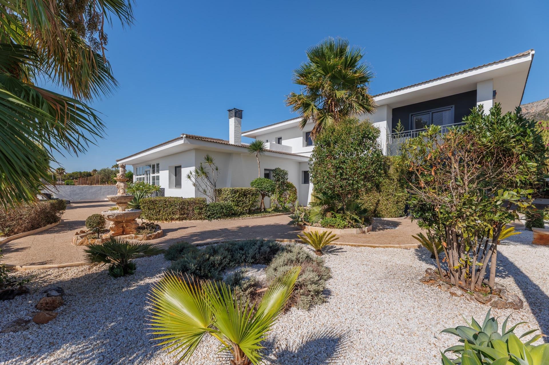 Villa à Calpe, Alicante, Espagne 6 chambres, 492 m2 No. 147733