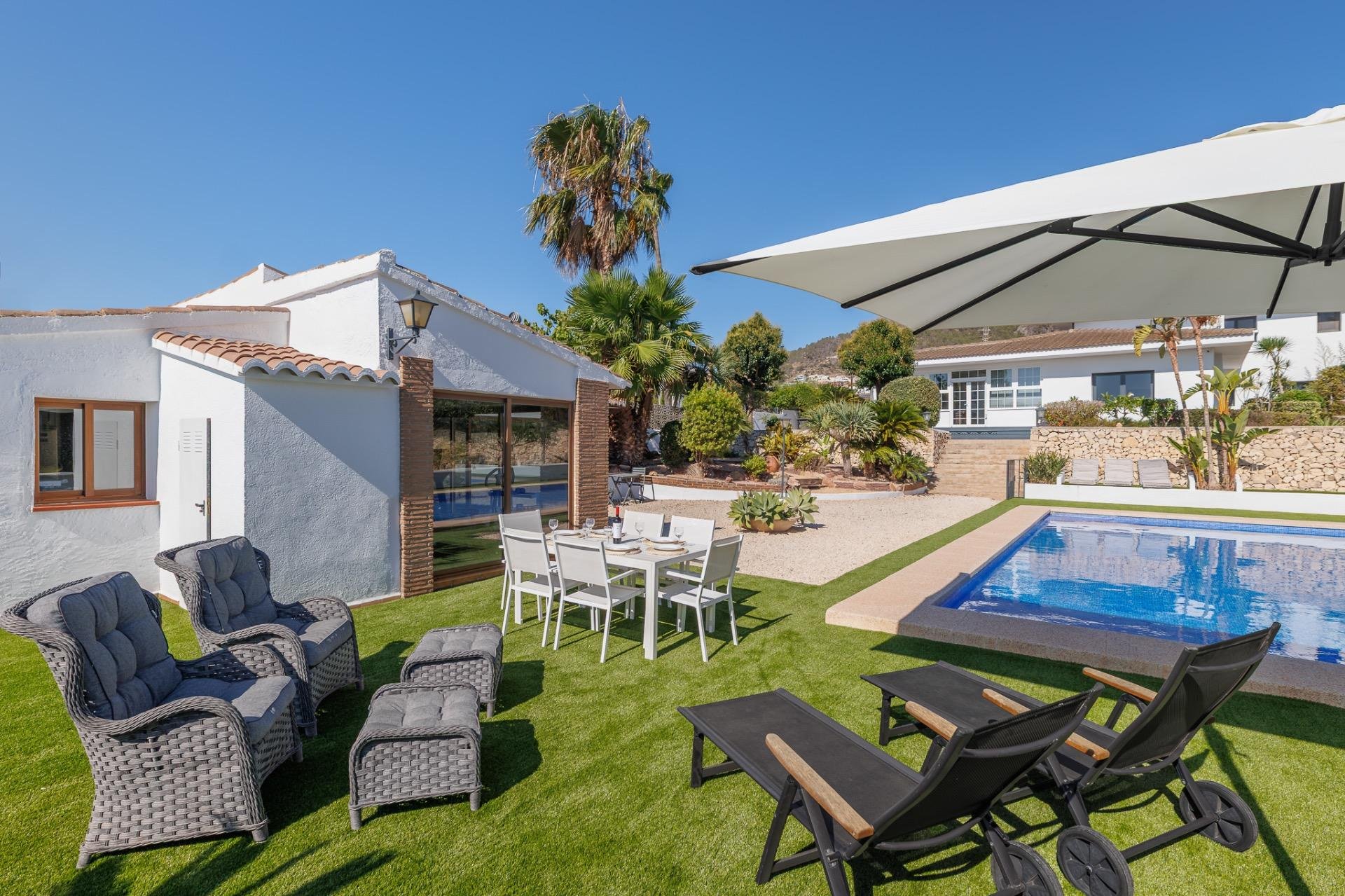 Villa à Calpe, Alicante, Espagne 6 chambres, 492 m2 No. 147733