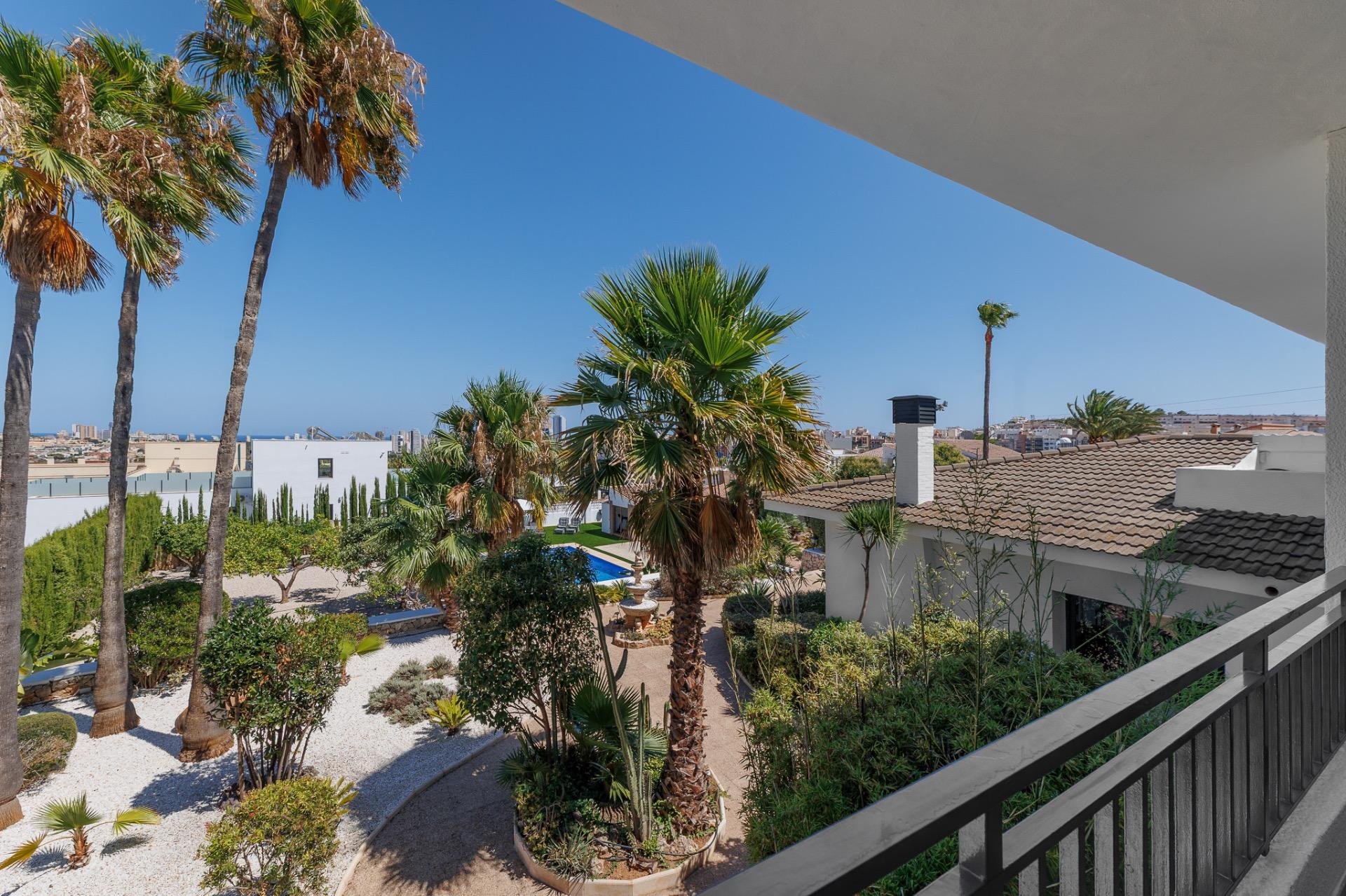 Villa à Calpe, Alicante, Espagne 6 chambres, 492 m2 No. 147733