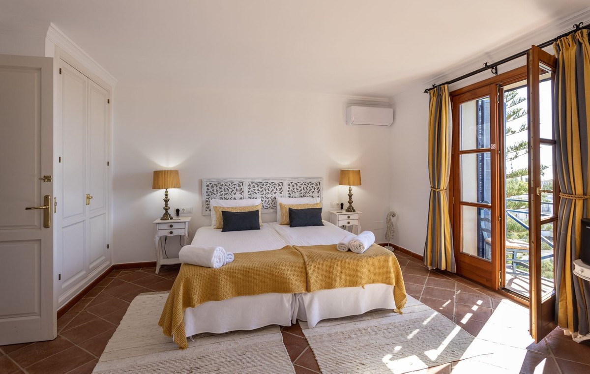 Huvila El Madronal, Malaga, Espanja 7 makuuhuonetta, 1050 m2 No. 195216