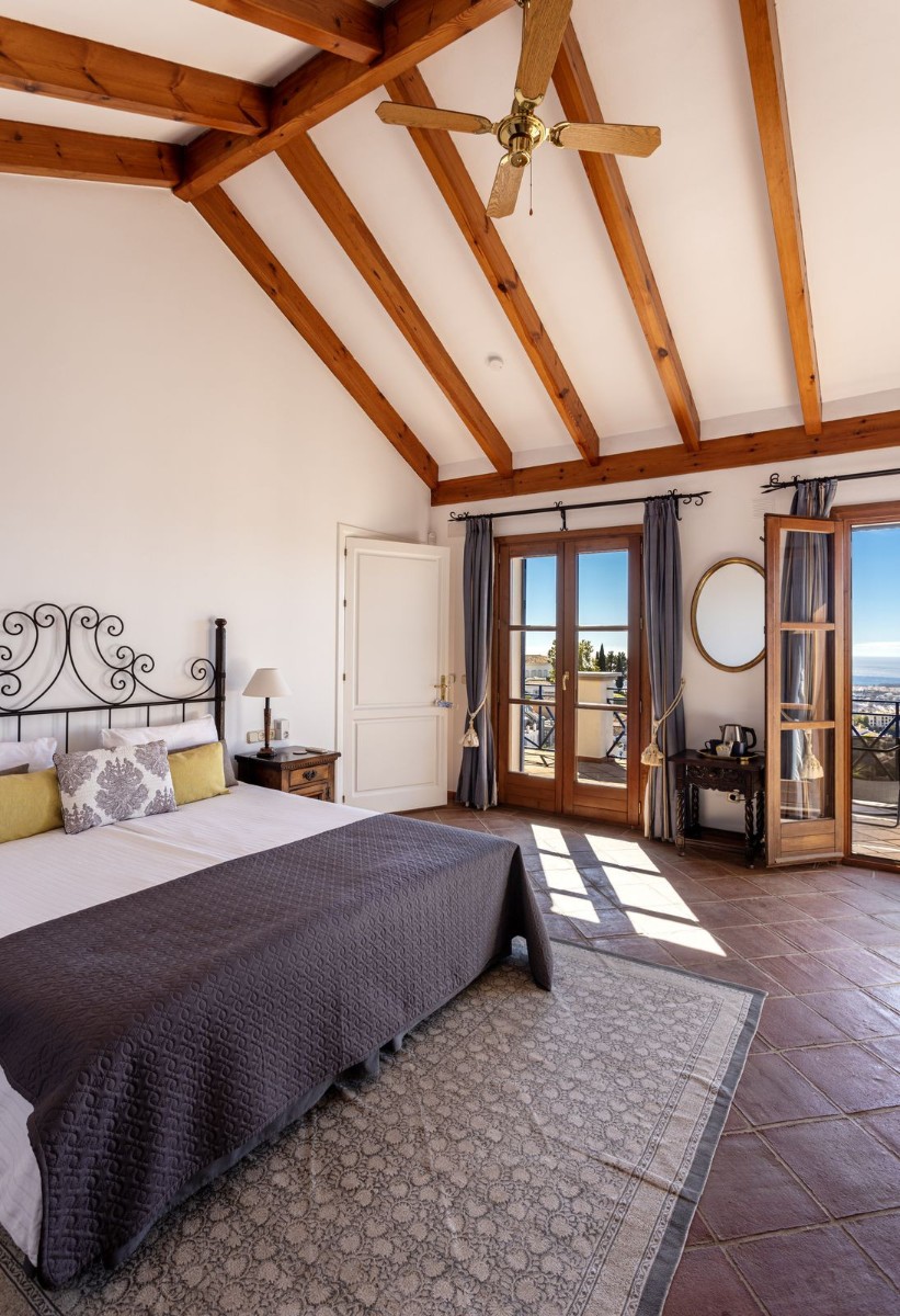 Huvila El Madronal, Malaga, Espanja 7 makuuhuonetta, 1050 m2 No. 195216