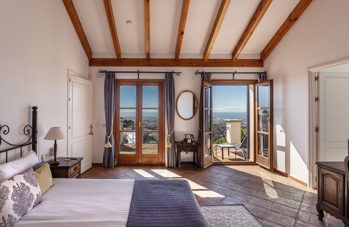 Huvila El Madronal, Malaga, Espanja 7 makuuhuonetta, 1050 m2 No. 195216