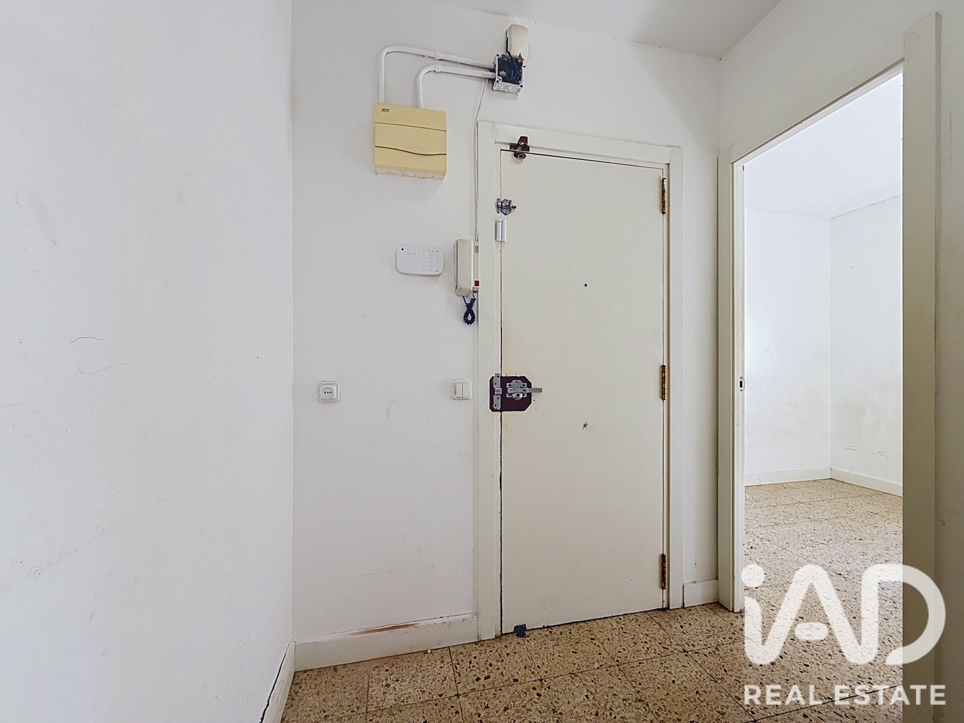 Huoneisto Vilanova i la Geltru, Barcelona, Espanja 4 makuuhuonetta, 91 m2 No. 193537
