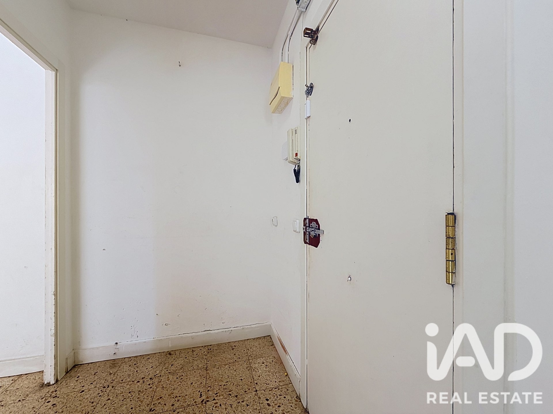 Huoneisto Vilanova i la Geltru, Barcelona, Espanja 4 makuuhuonetta, 91 m2 No. 193537