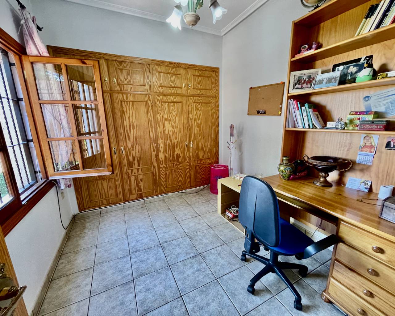 Finca Daya Vieja, Alicante, Spānijā 4 istabas,  Nr. 80856