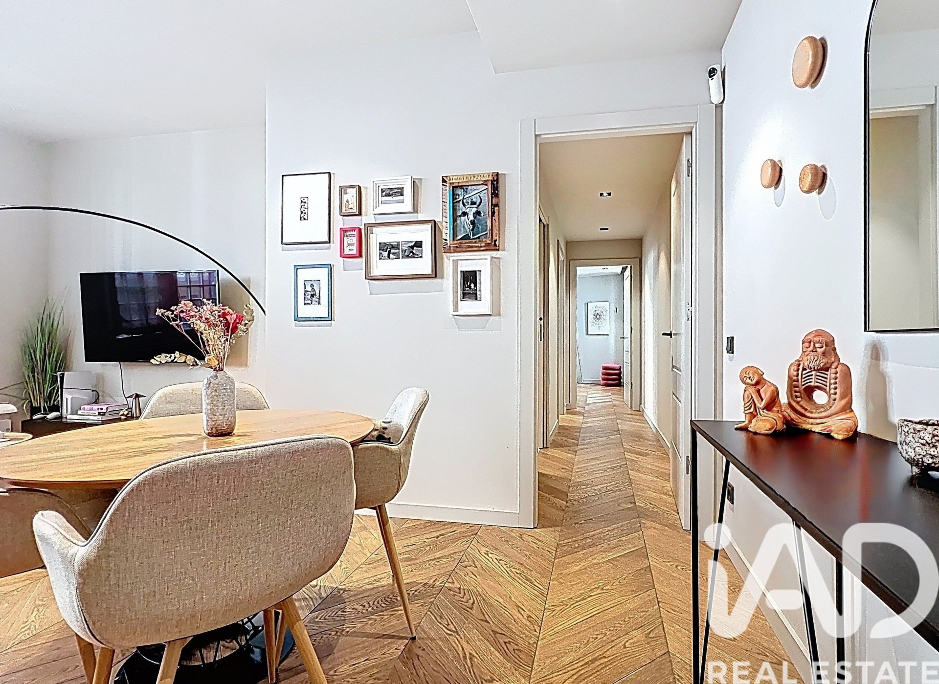 Apartment à Barcelona, Espagne 2 chambres, 103 m2 No. 172476
