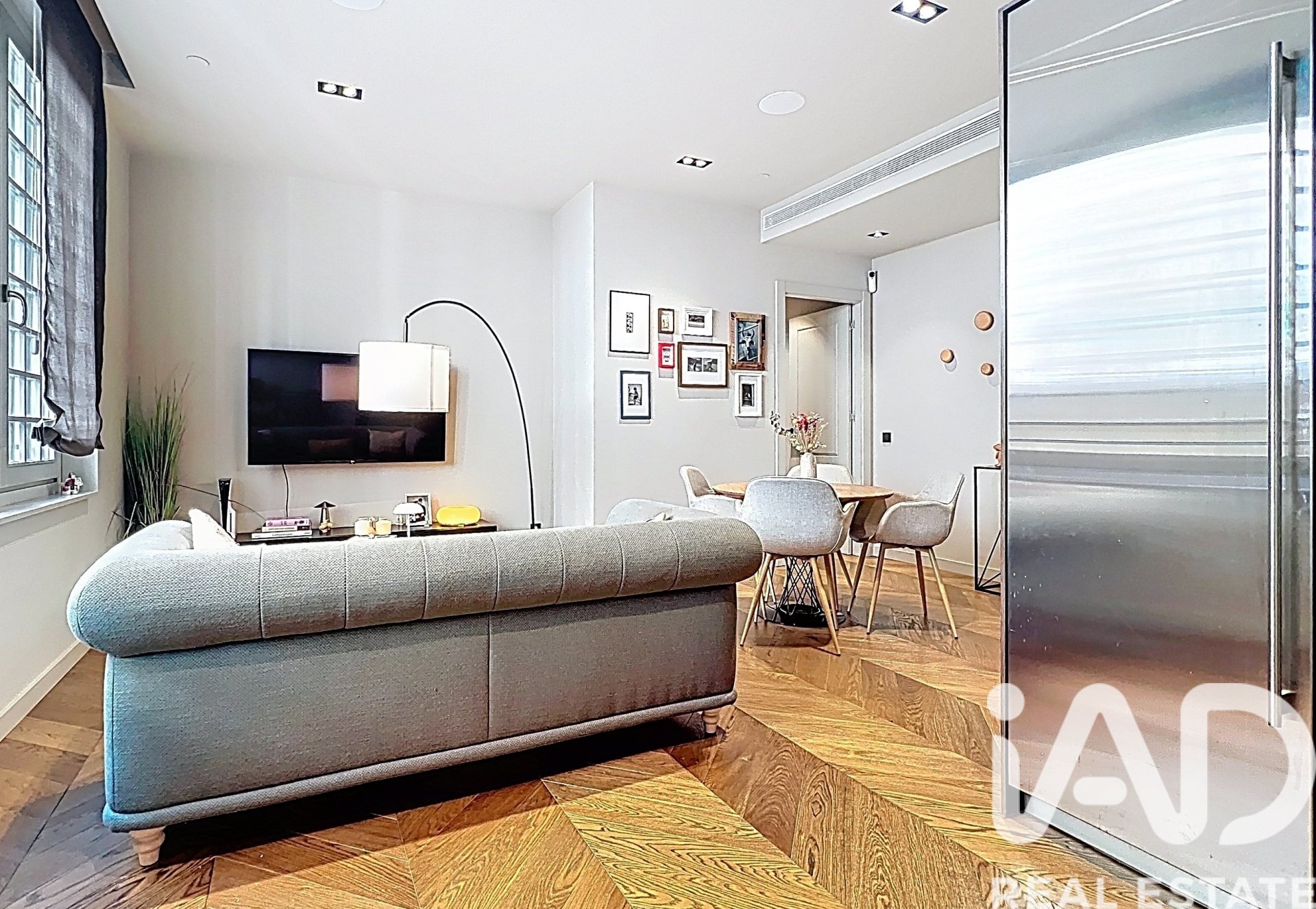 Apartment à Barcelona, Espagne 2 chambres, 103 m2 No. 172476