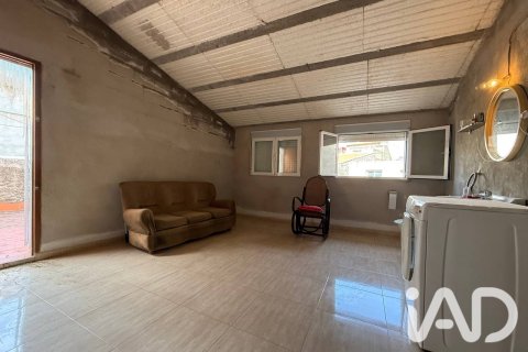 Townhouse in Tirig, Castellon, Spain 5 bedrooms, 300 sq.m. No. 195107