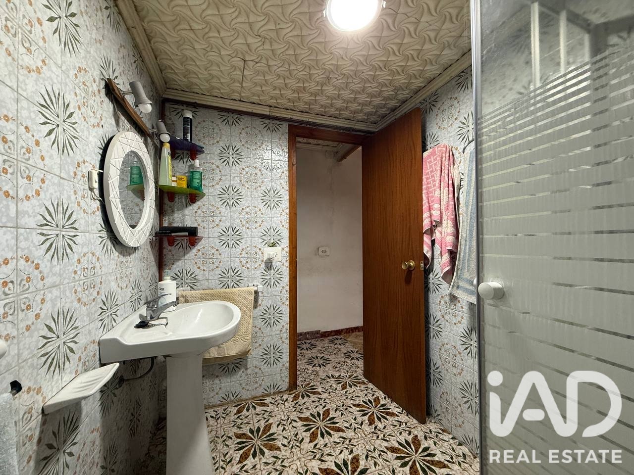 Townhouse in Tirig, Castellon, Spain 5 bedrooms, 300 sq.m. No. 195107