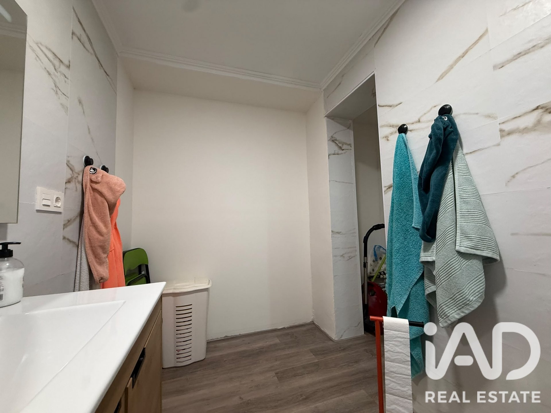 House in Almenara, Castellon, Spain 3 bedrooms, 228 sq.m. No. 195109