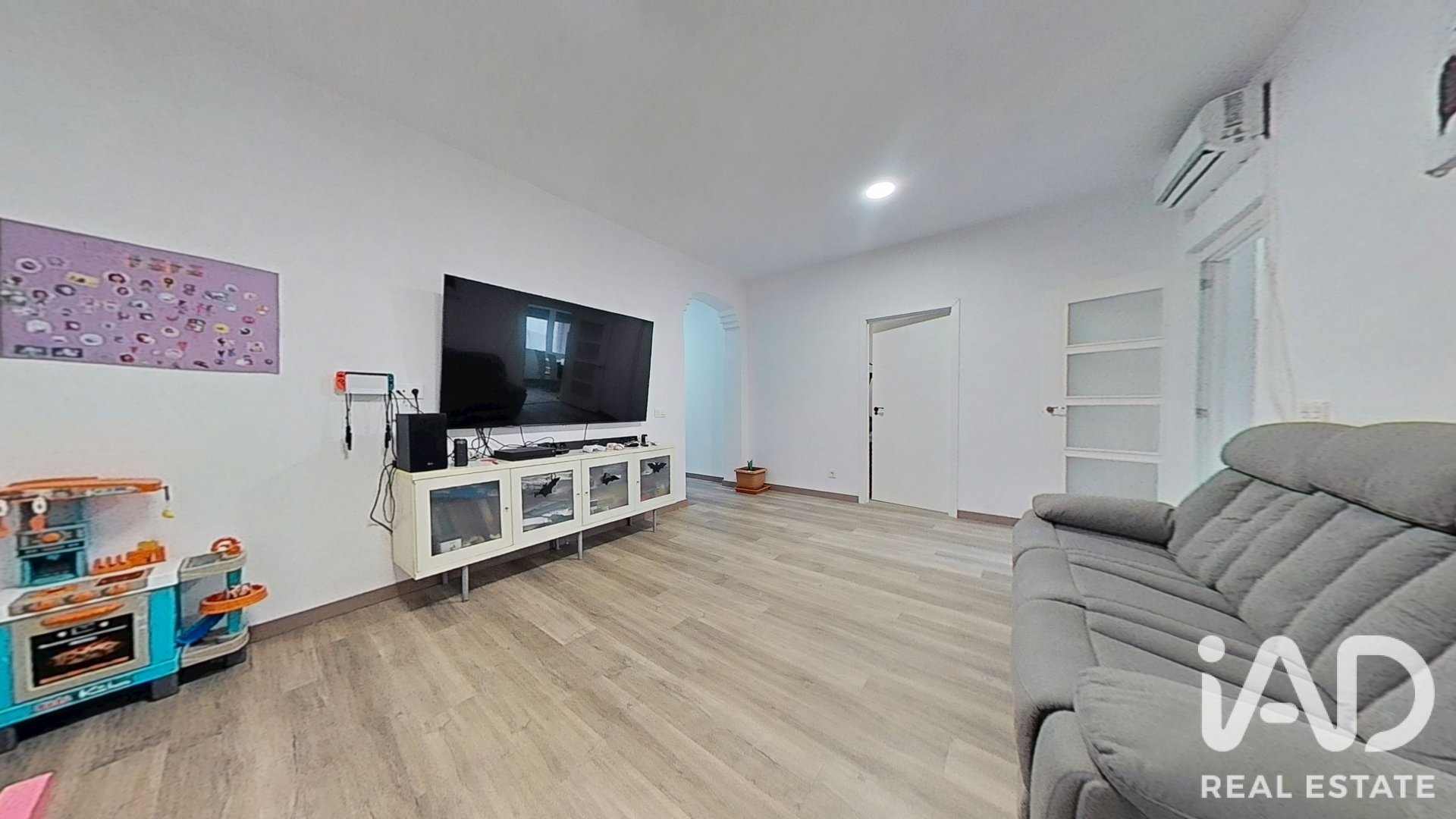 House in Almenara, Castellon, Spain 3 bedrooms, 228 sq.m. No. 195109