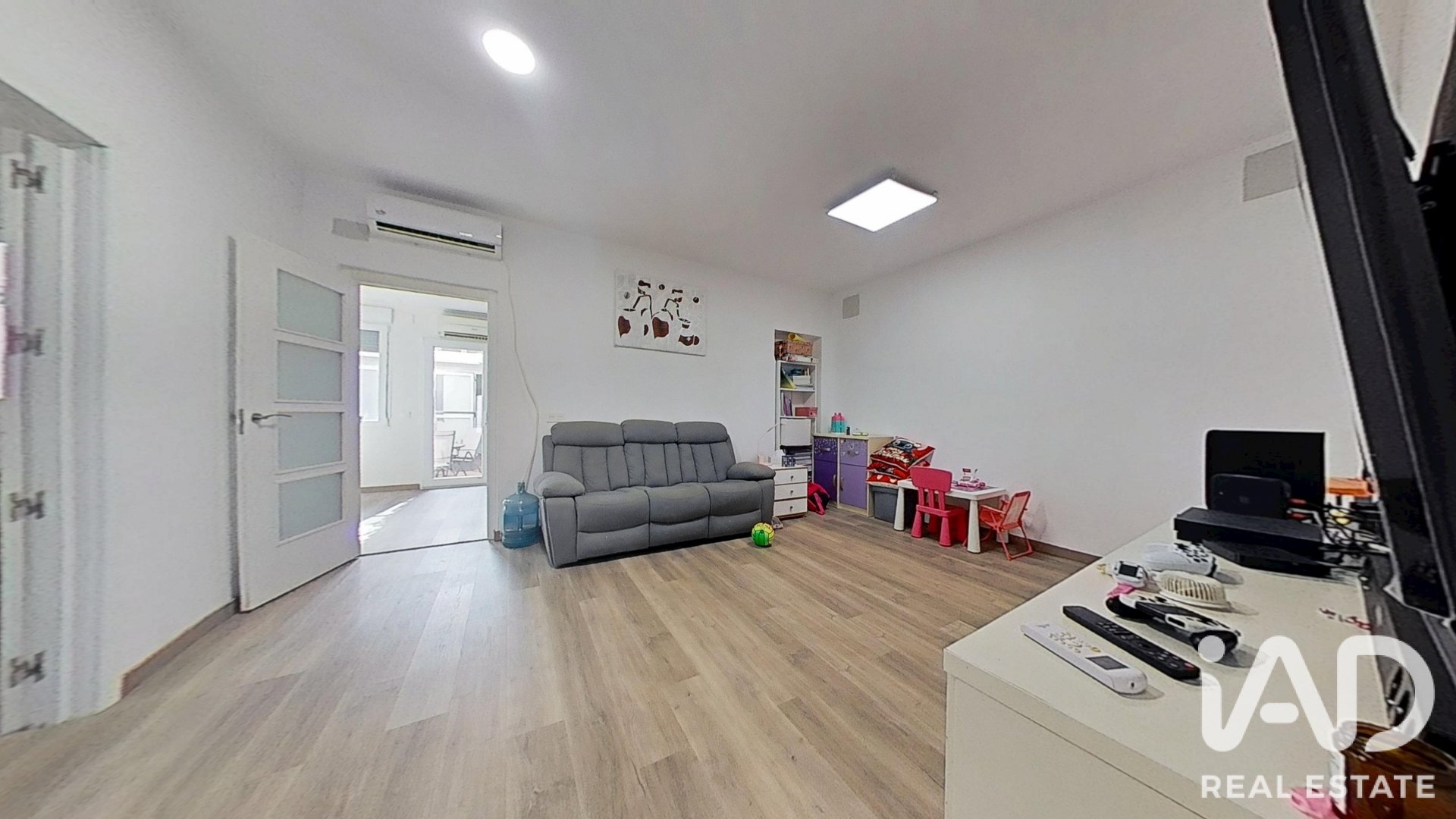 House in Almenara, Castellon, Spain 3 bedrooms, 228 sq.m. No. 195109