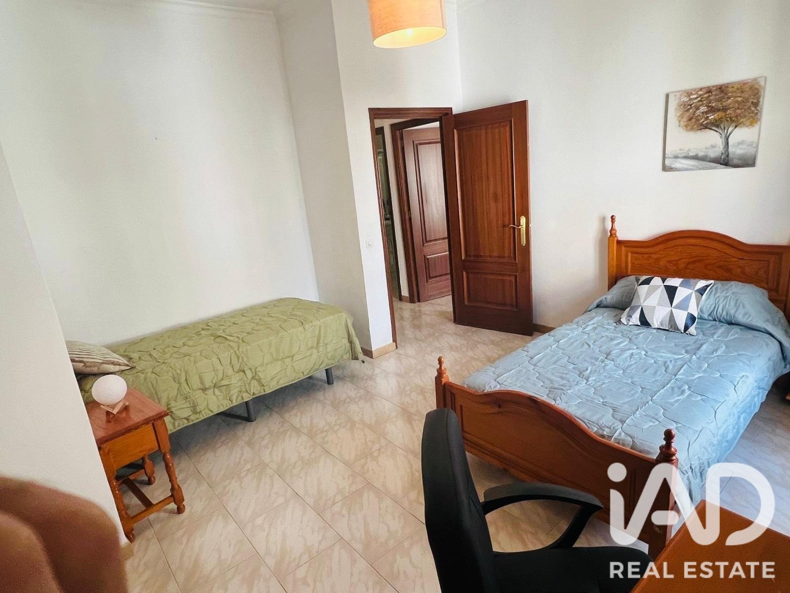 House à Osuna, Seville, Espagne 3 chambres, 224 m2 No. 195108