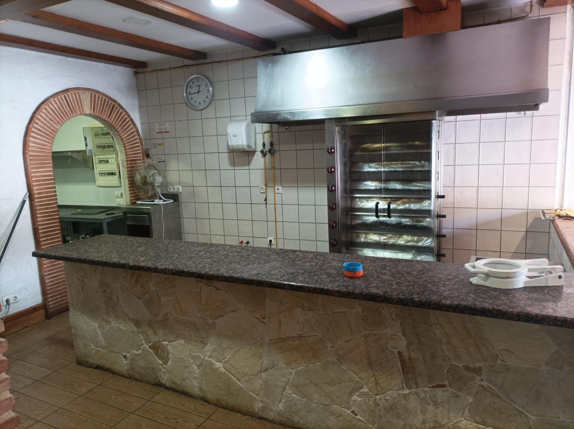 Propiedad comercial en Guardamar del Segura, Alicante, España 83 m2 No. 183895